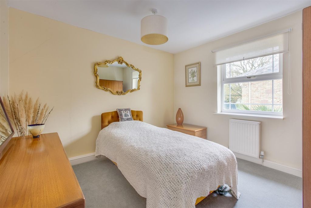 Additional image 32 of 6 bed detached house for saleThe Ride, Totternhoe, Bedfordshire LU6