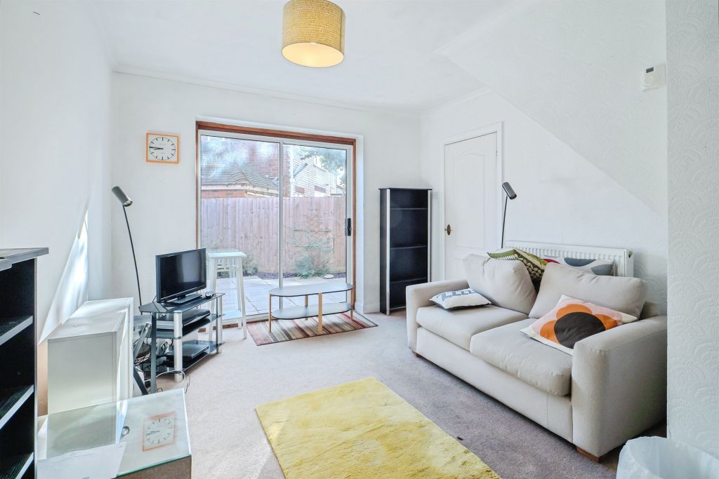 Property photo 2 of 18