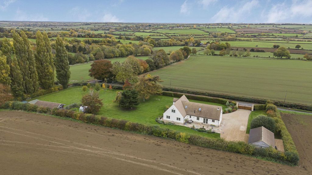 Property photo 2 of 23 Image