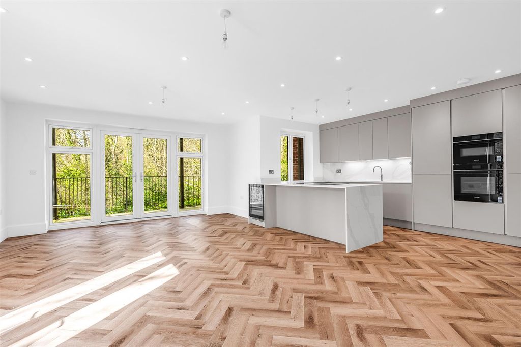 Property photo 2 of 26 Internal-14.Jpg