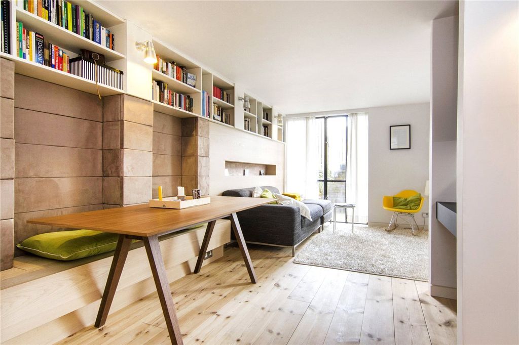 Property photo 2 of 9 Dining Area