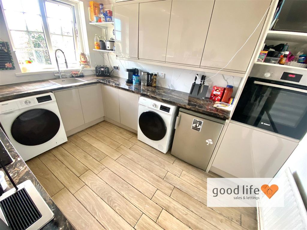 Property photo 3 of 10 20260410_114824444_Ios12Angelsey.Jpg