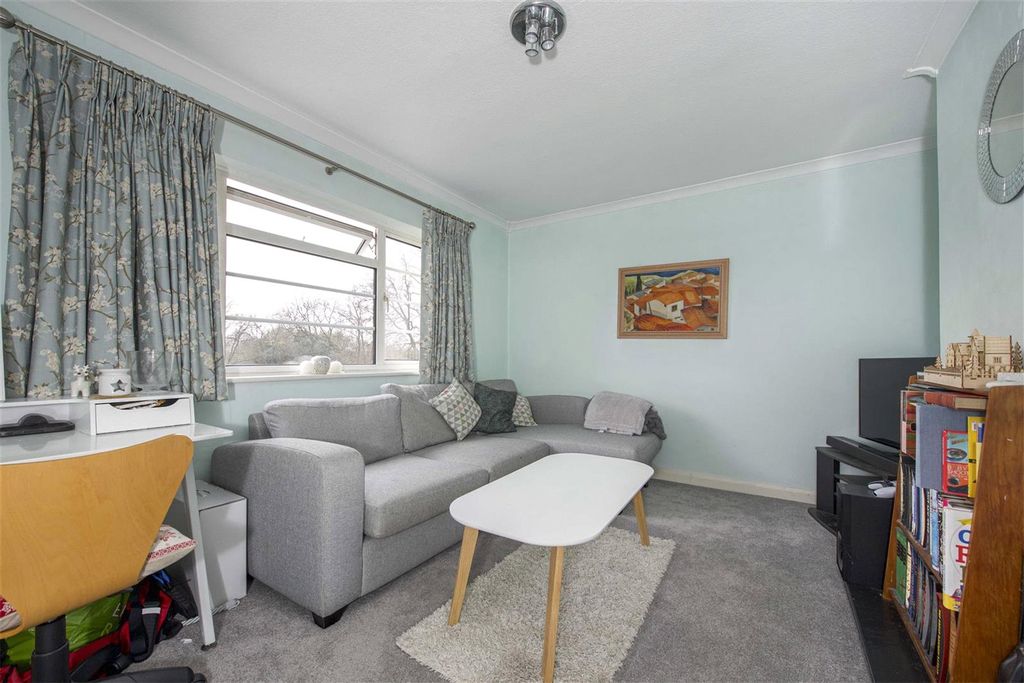 Property photo 2 of 7 2