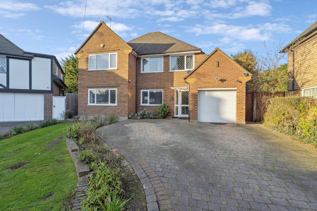 Property photo 1 of 17
