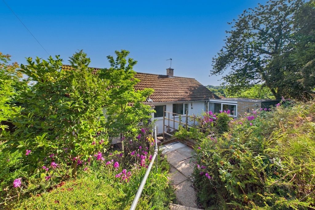 Property photo 1 of 34