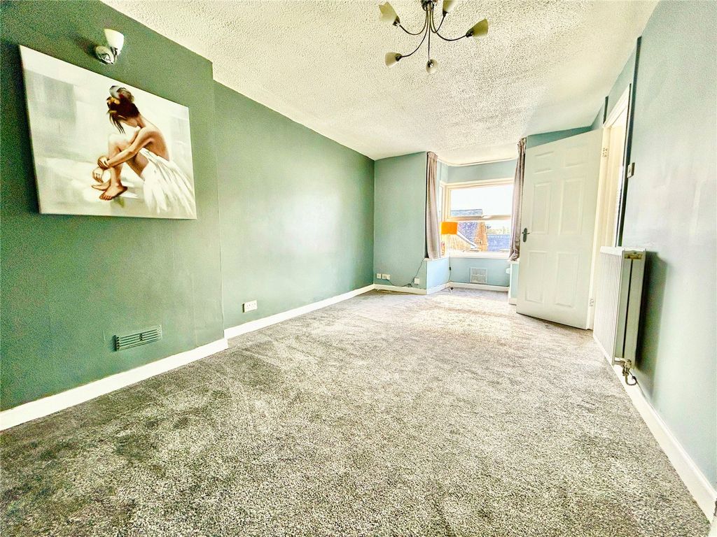 Property photo 2 of 14 Picture No. 25