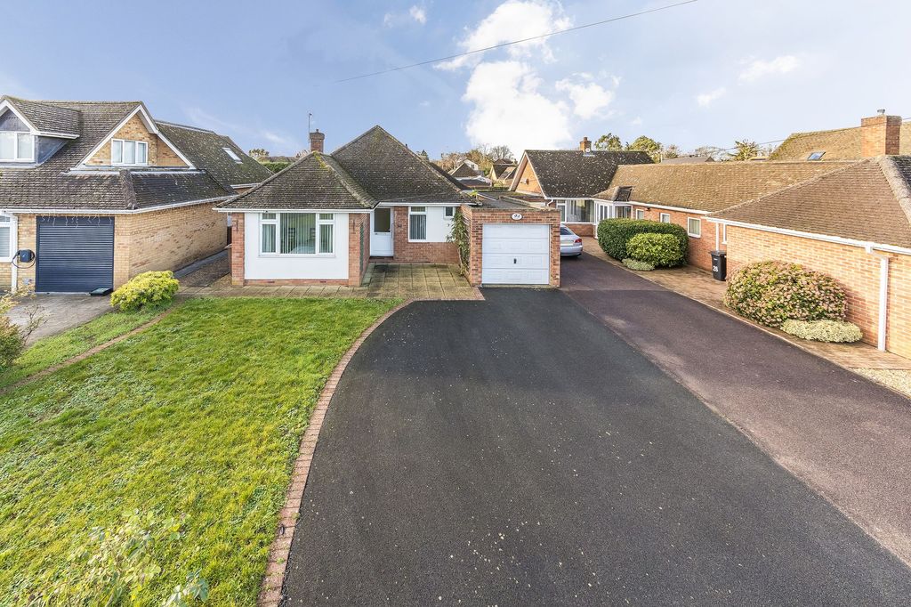 Property photo 1 of 25