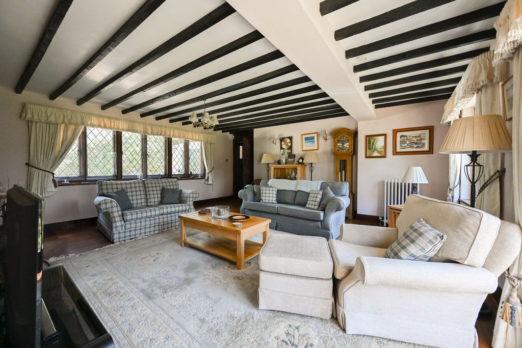 Property photo 2 of 14