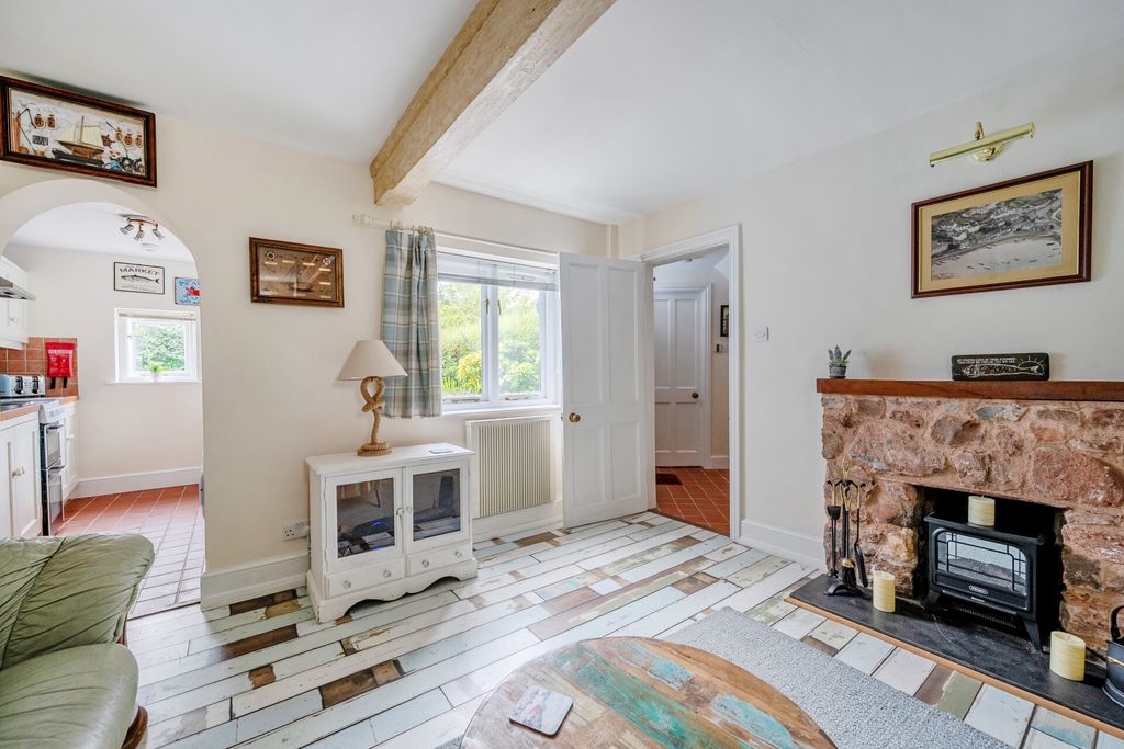 Property photo 2 of 31 1515635-24-1A0819...