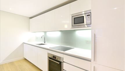 Property photo 3 of 7 Kitchen