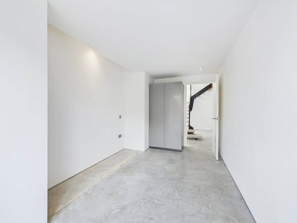 Additional image 21 of 5 bed detached house to rentHigher Trewrong, Polmear Hill, Par PL24