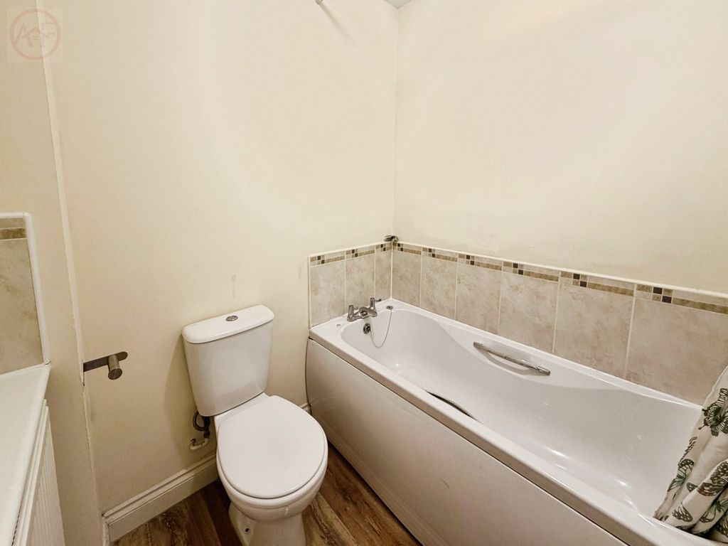 Additional image 16 of 3 bed town house for saleSomerset Way, Highbridge TA9