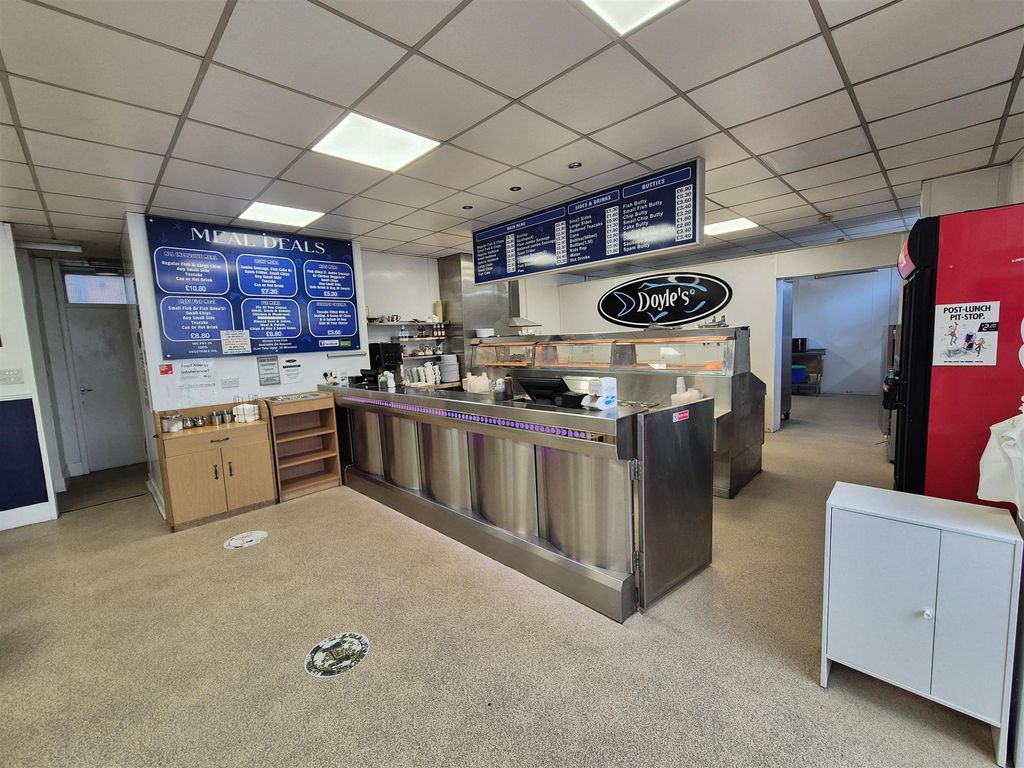 Property photo 3 of 9 Photo 2