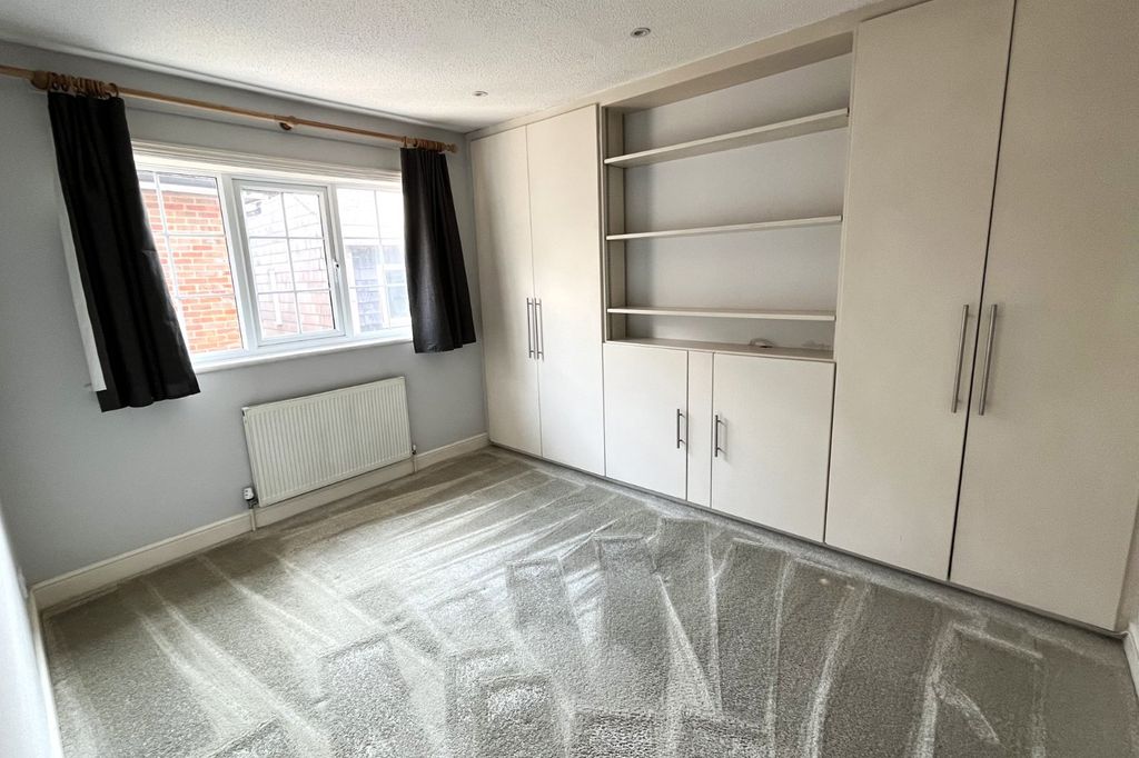 Property photo 2 of 7 Picture No. 08