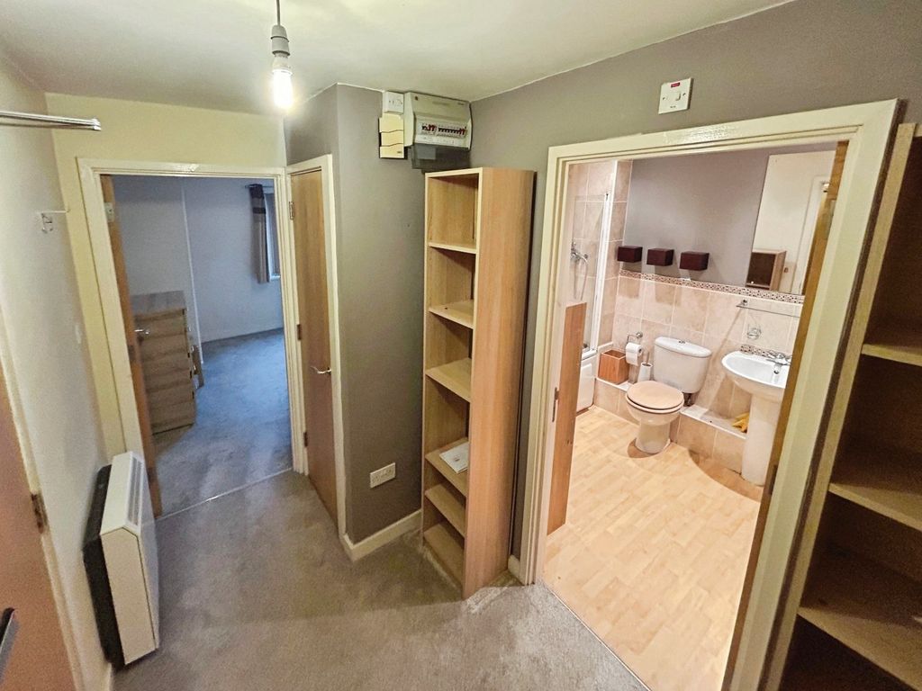 Property photo 2 of 11 Picture No. 10