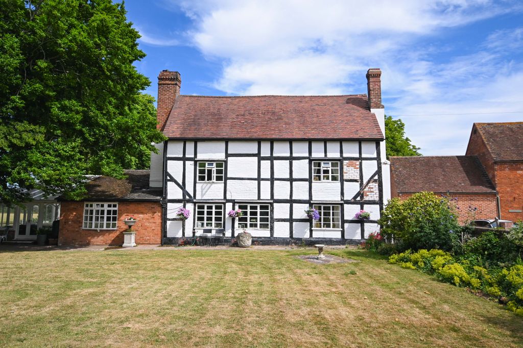 Property photo 1 of 24