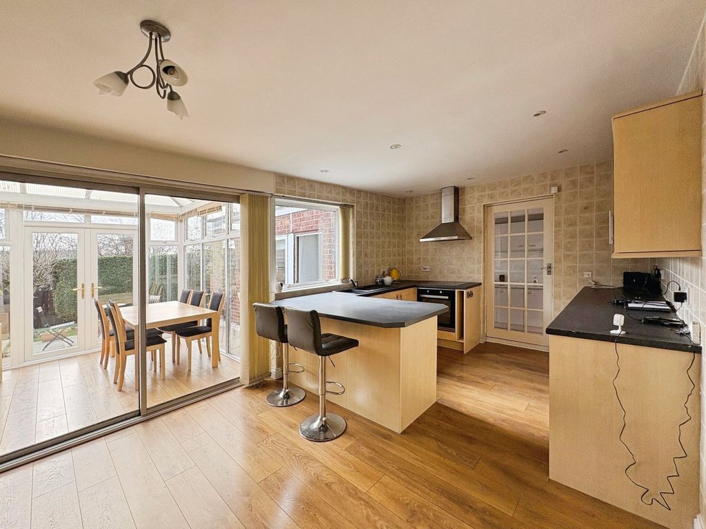 Property photo 3 of 23 Picture No. 03