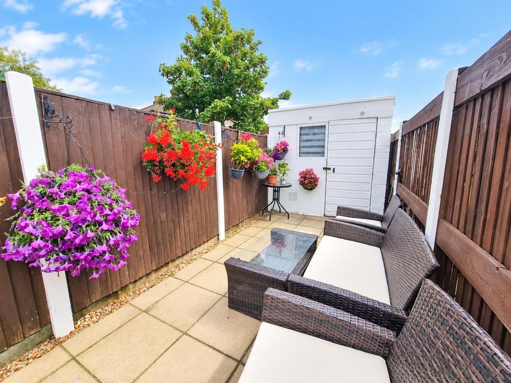 Property photo 1 of 15 Garden