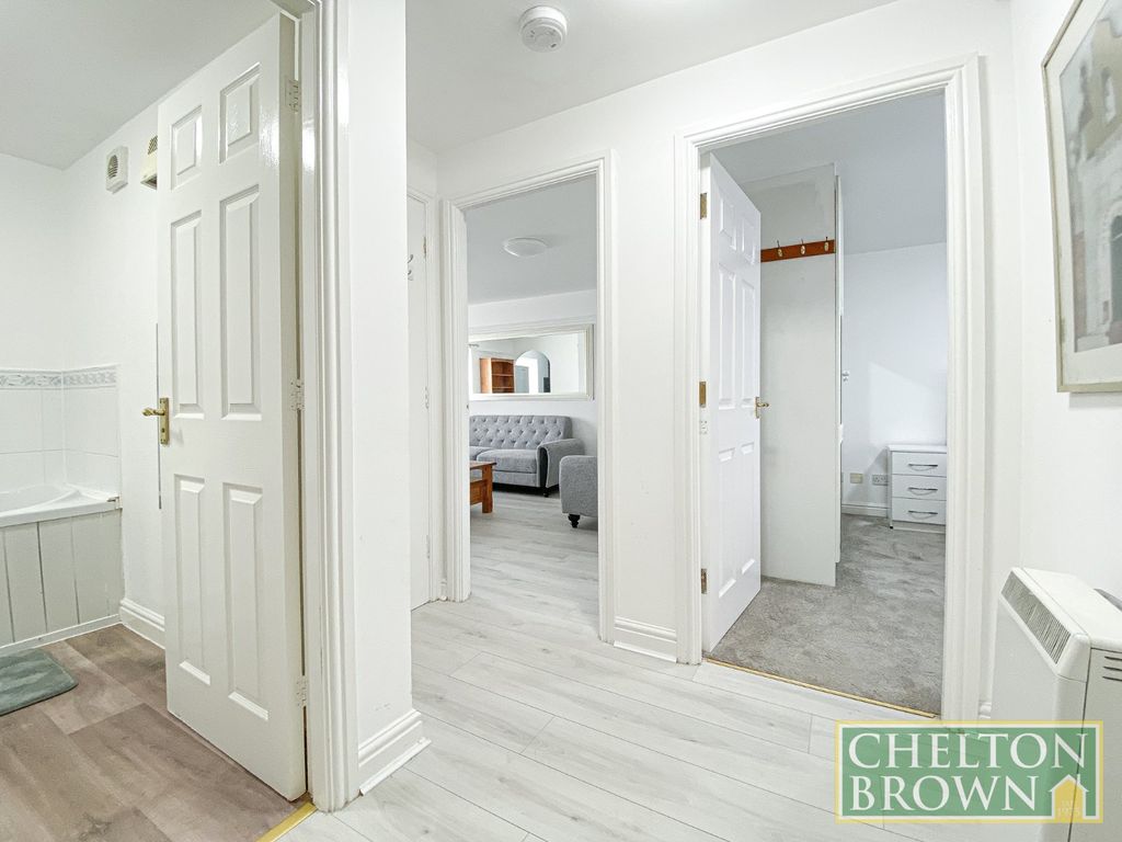 Property photo 3 of 23 Hall