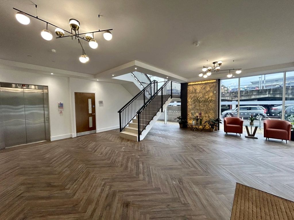 Property photo 3 of 15 Picture No. 04