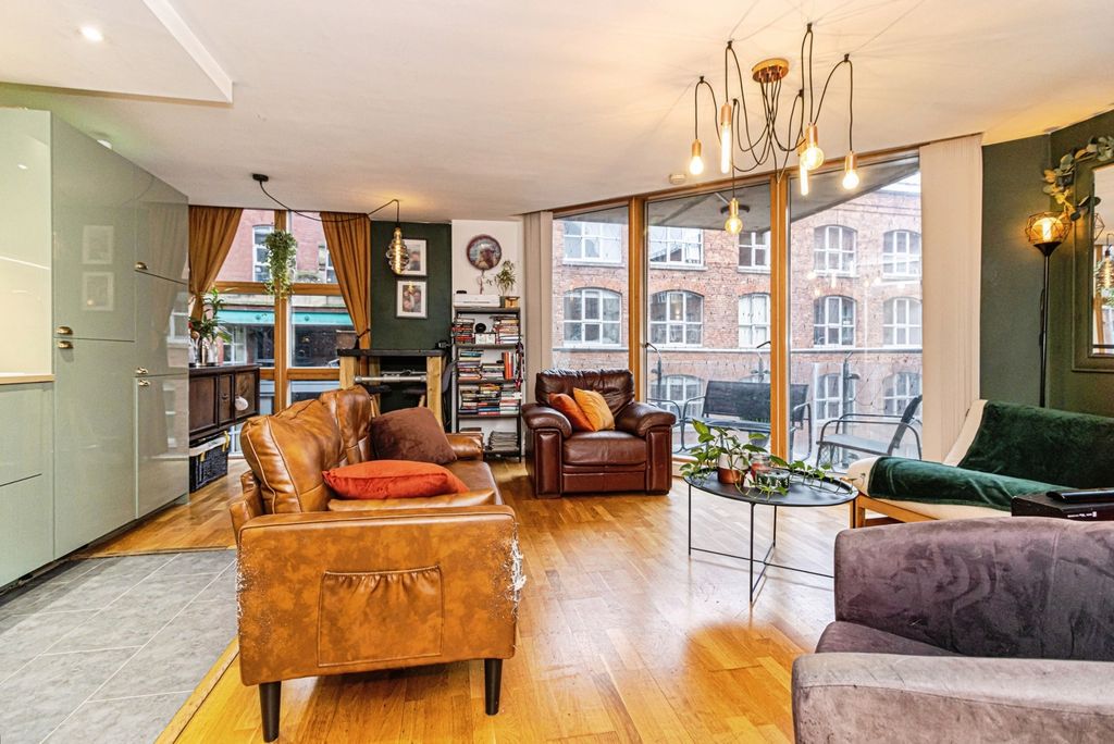 Property photo 2 of 24 Photo