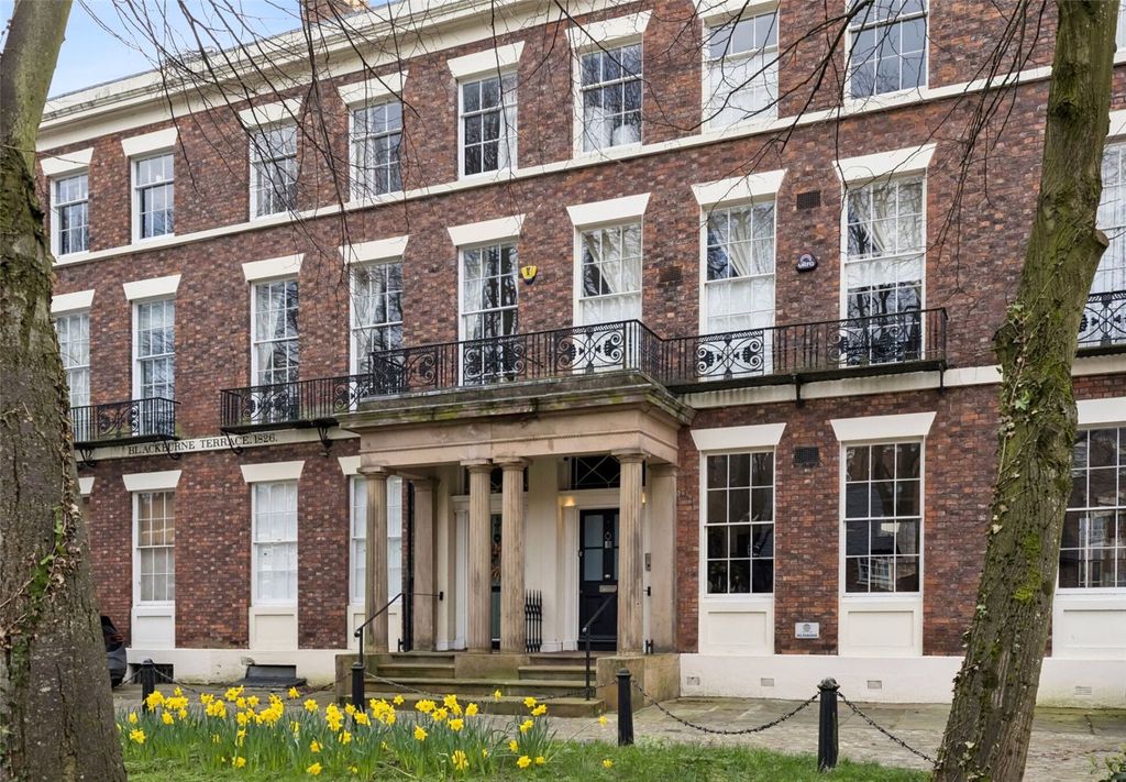 Property photo 1 of 24 2 Blackburne Terrace