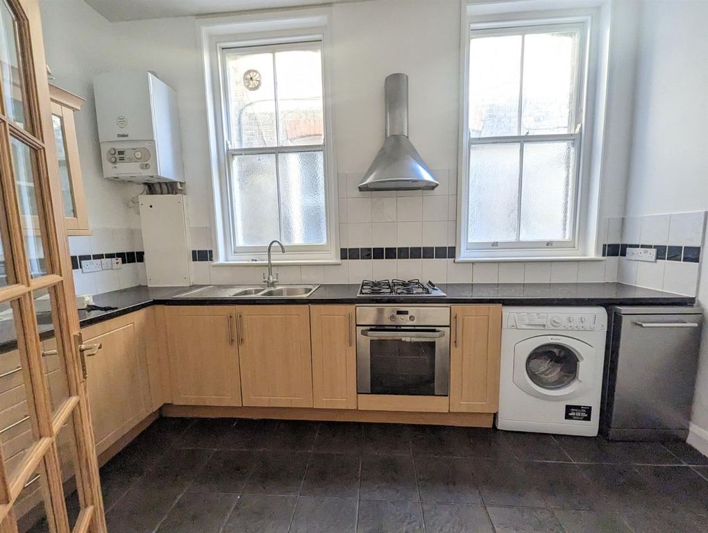 Property photo 3 of 13 Pxl_20221220_134234324.Jpg