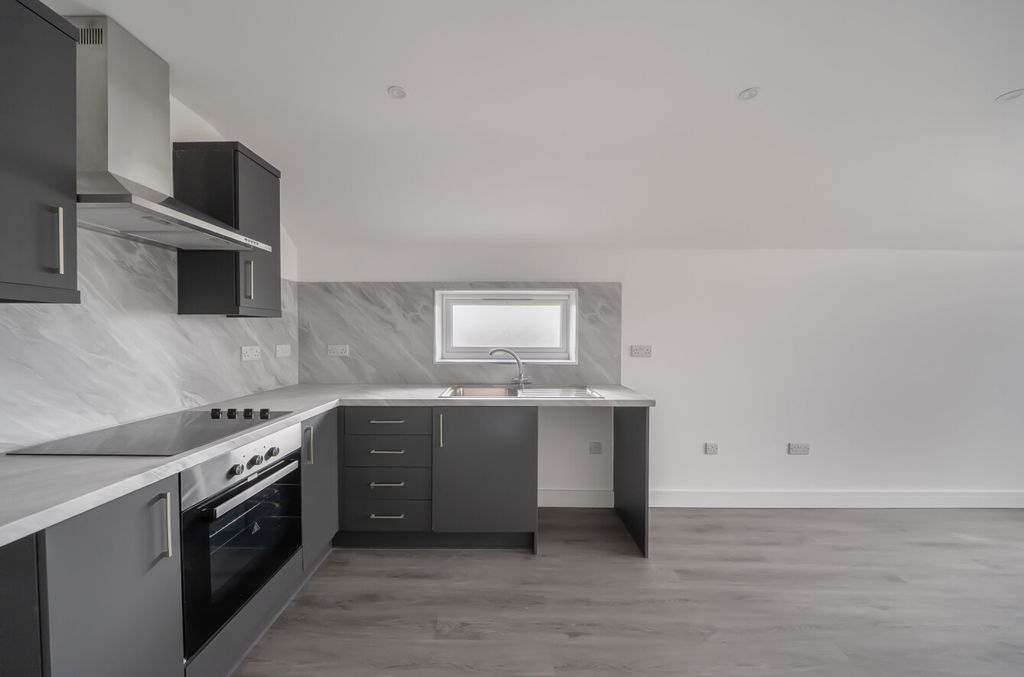 Property photo 2 of 11 1473455-5-6A29B0E...