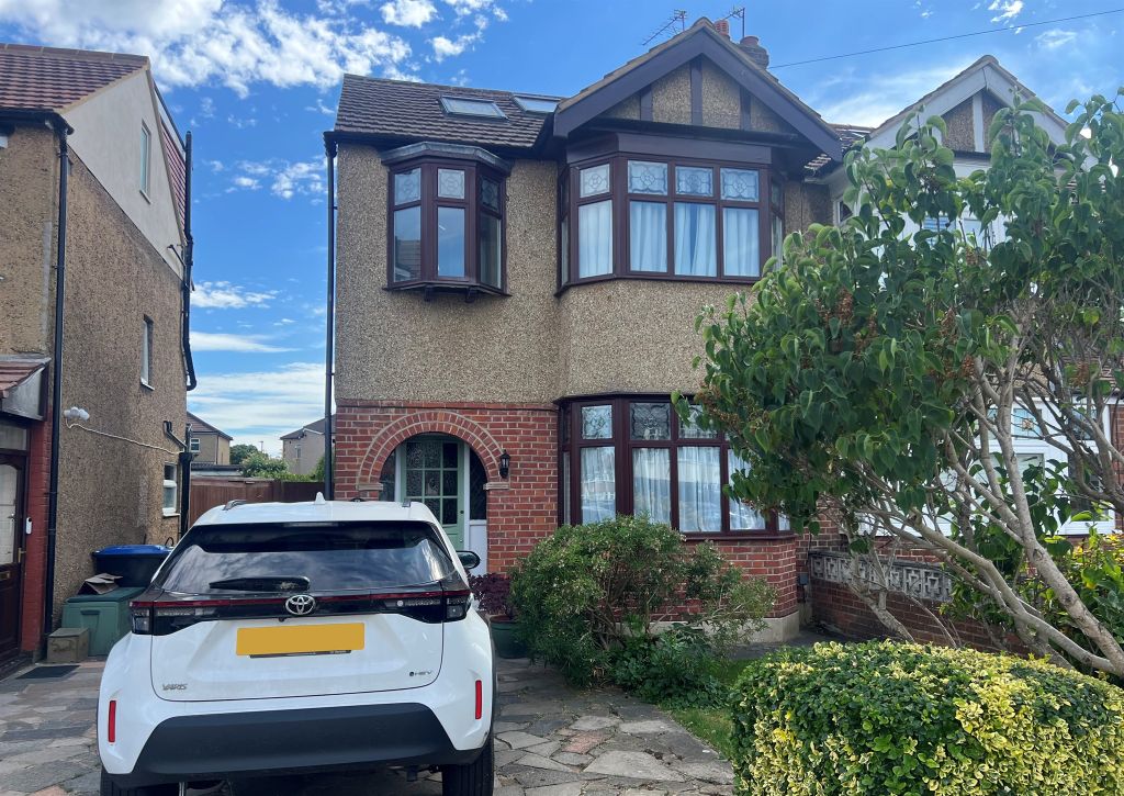 Property photo 1 of 12