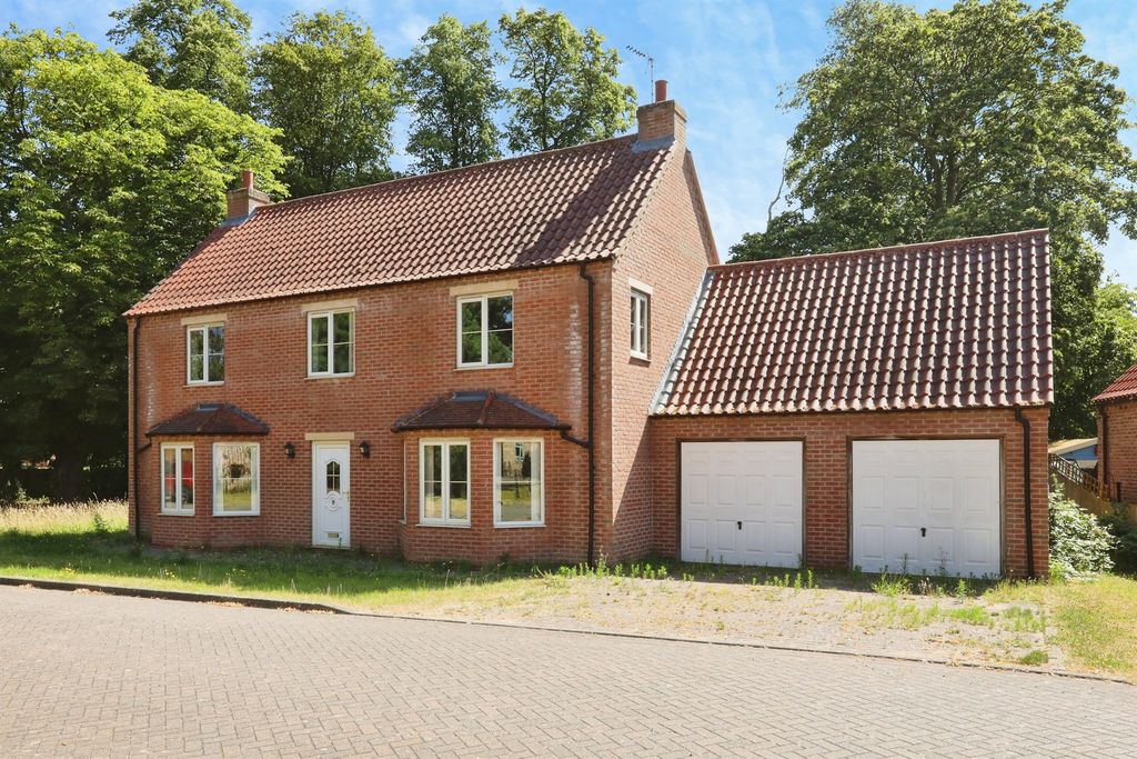 Property photo 1 of 15