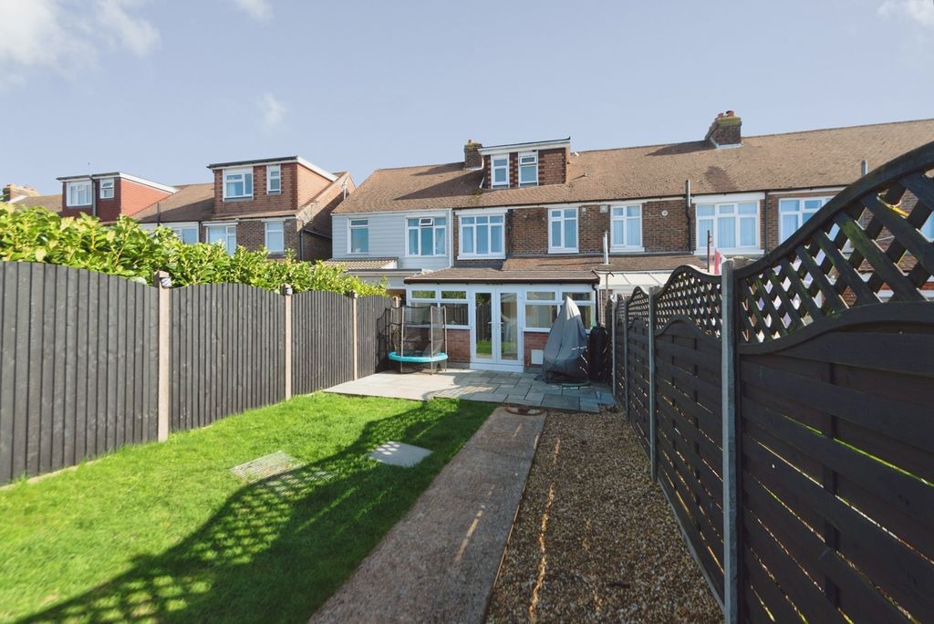 Property photo 3 of 20 Pbox-Img.Jpg