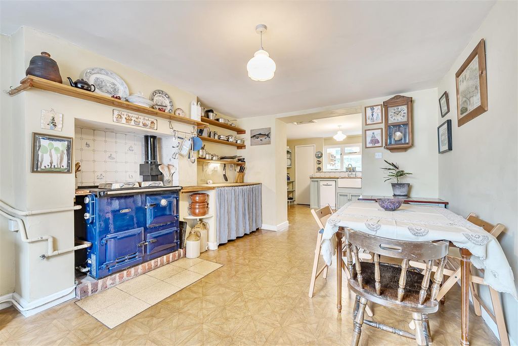 Property photo 2 of 27 1364415-18-68Efabd76c846-.Jpg