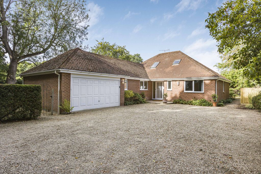 Property photo 1 of 34