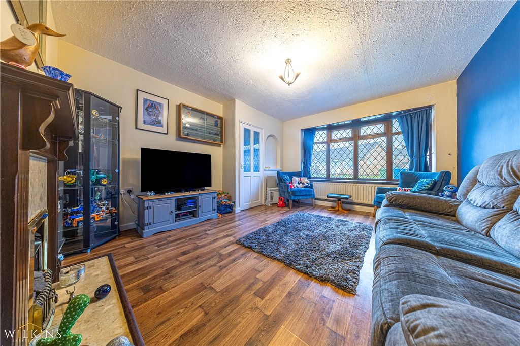 Property photo 3 of 30 Picture No. 03