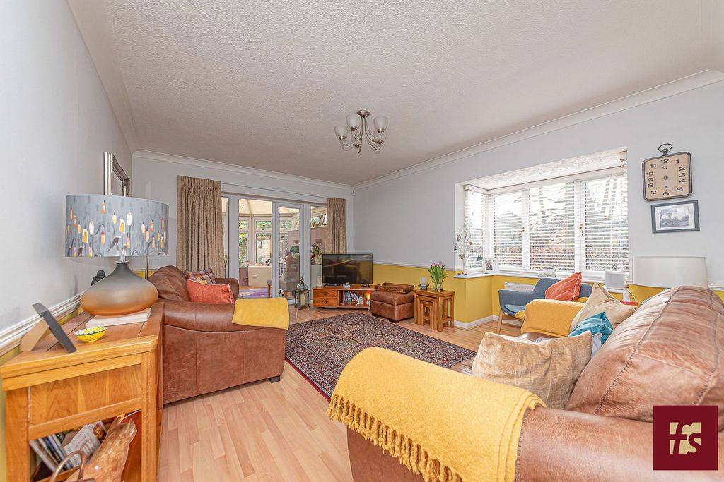 Property photo 2 of 29
