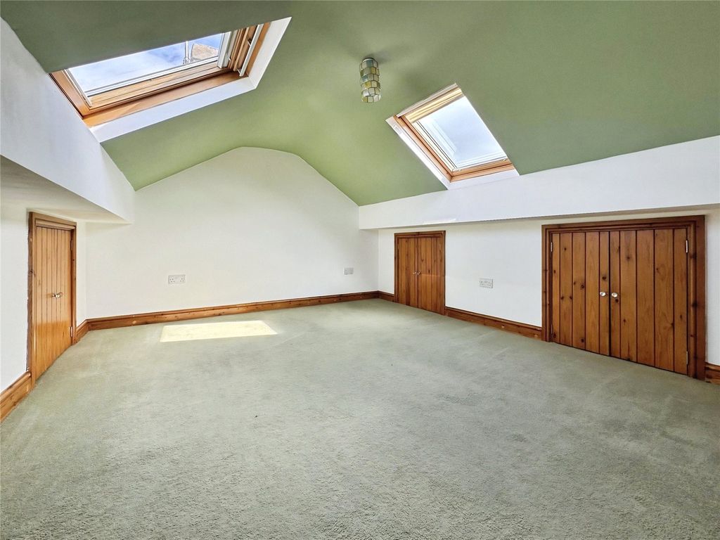 Property photo 2 of 14 Attic Room