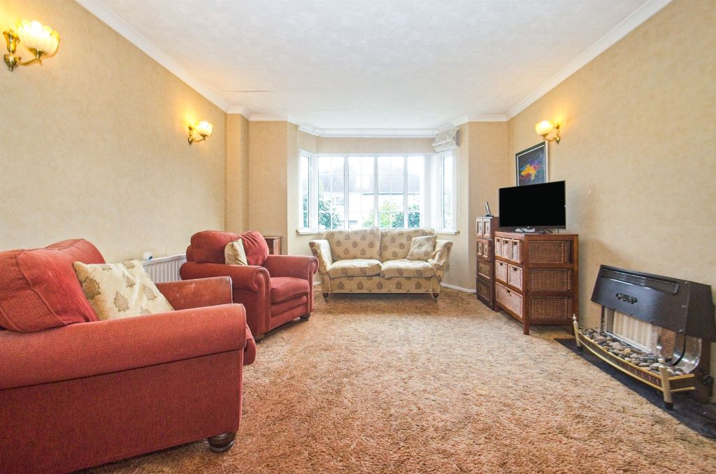 Property photo 2 of 21