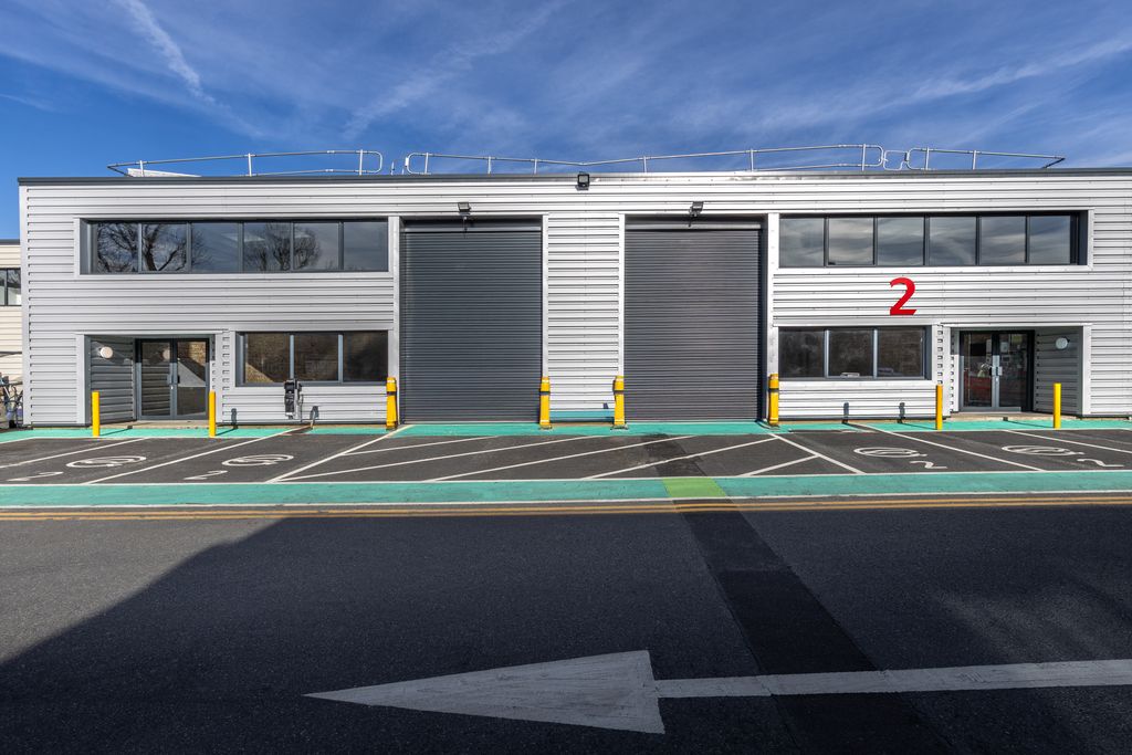 Property photo 1 of 5