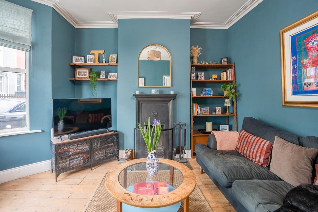 Property photo 3 of 29 Olh02812-Hdr-Edit.Jpg