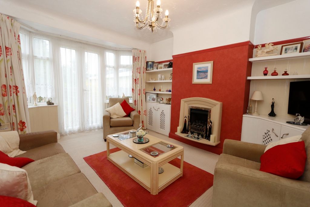 Property photo 2 of 14 3601755