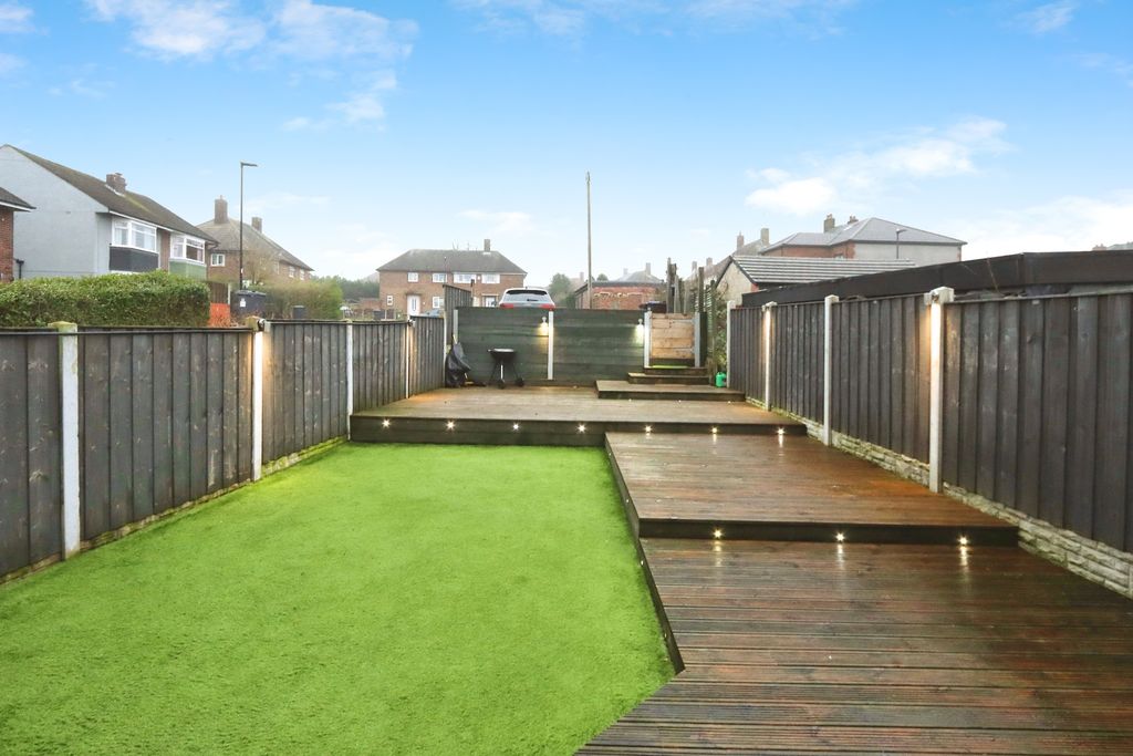 Property photo 2 of 15