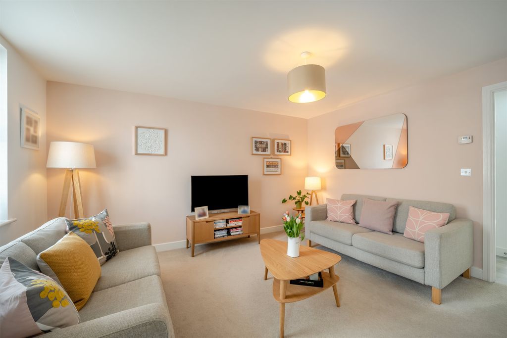 Property photo 3 of 22