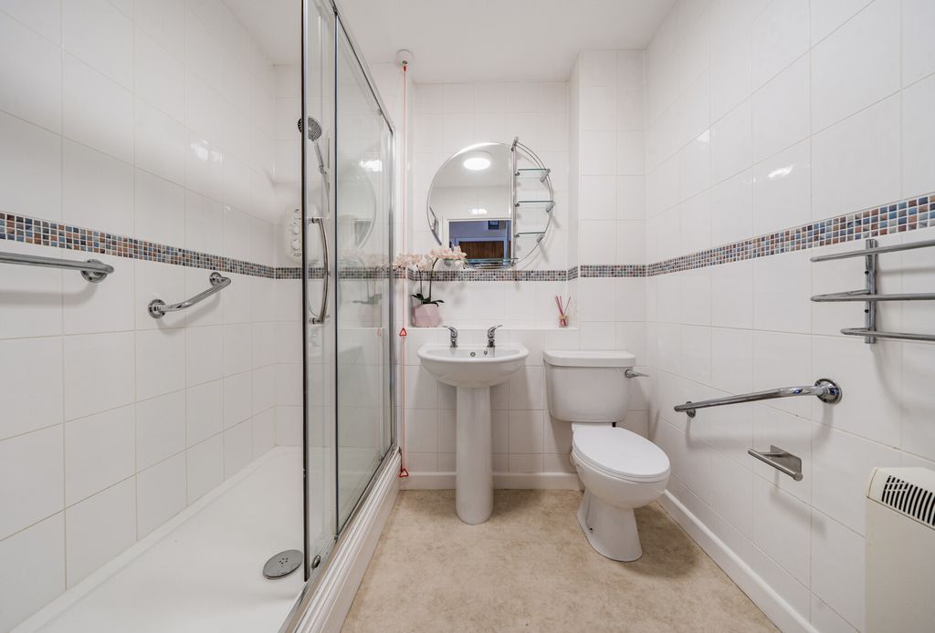 Property photo 2 of 11 1496545-8-6A60B26...