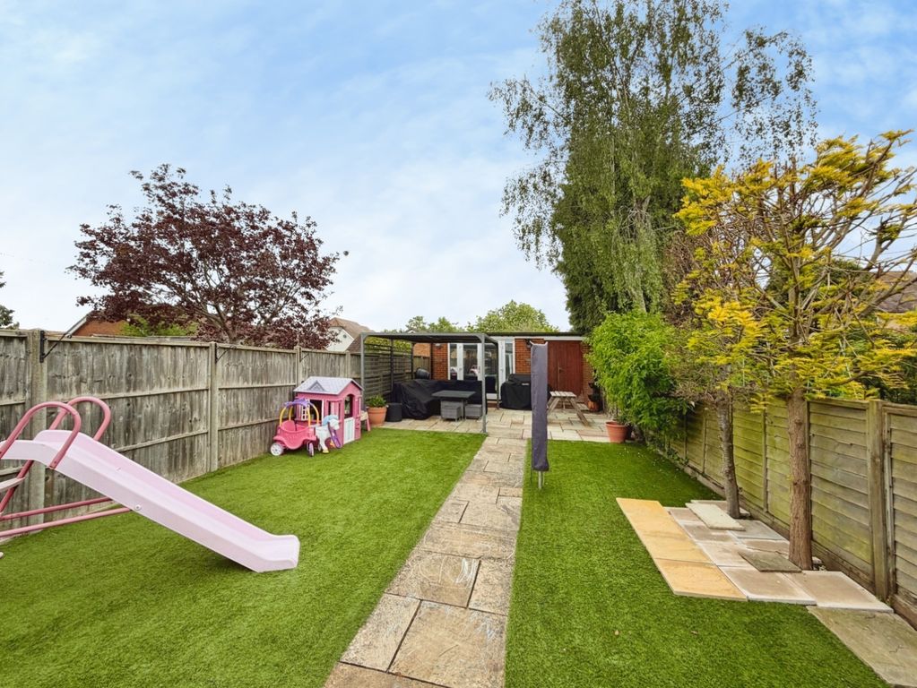 Property photo 2 of 18