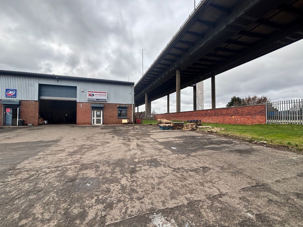 Property photo 3 of 9 Photo 3