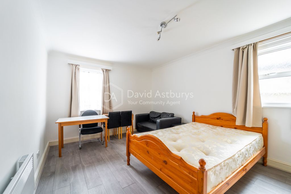 Property photo 1 of 6 Mba00094