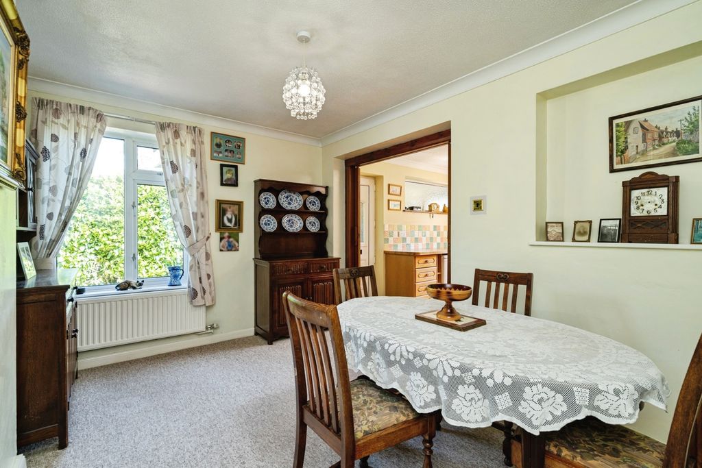 Property photo 3 of 20 Pbox-Img.Jpg