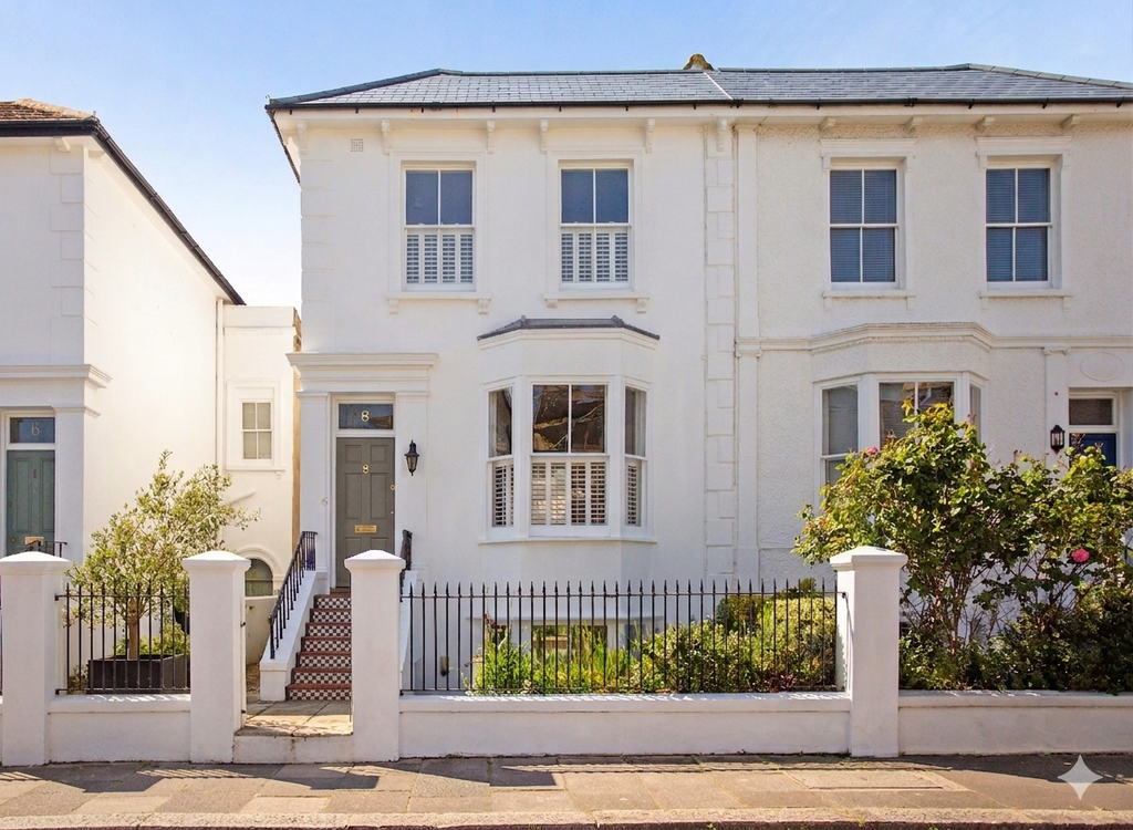 Property photo 1 of 28