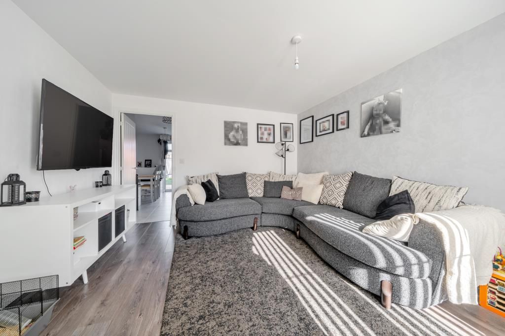 Property photo 2 of 20 Living Area