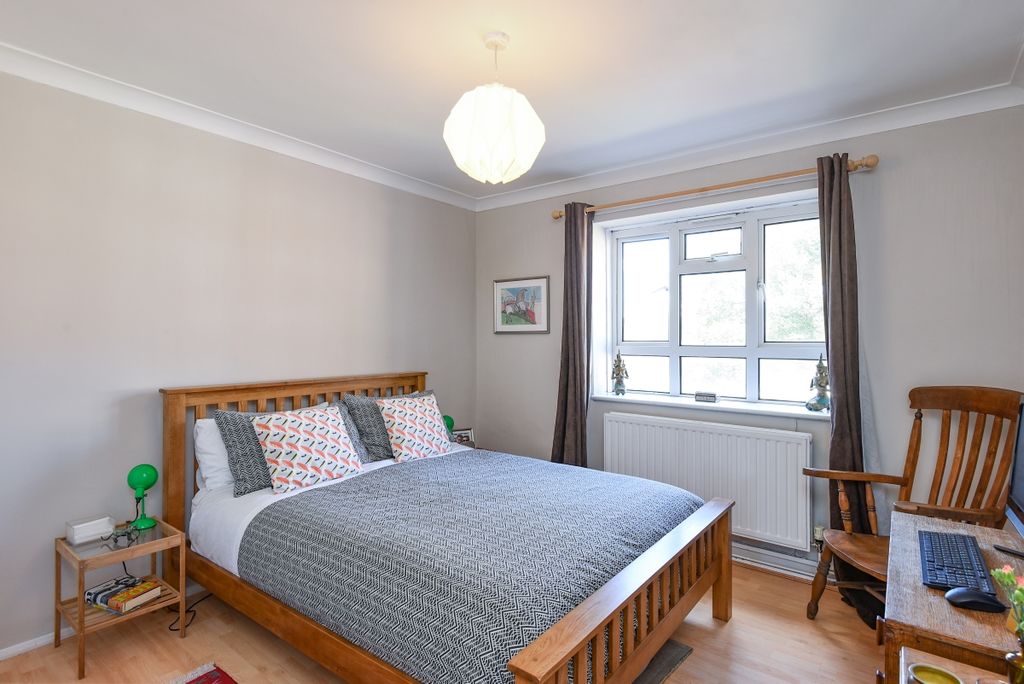 Property photo 3 of 7 369707 (4)